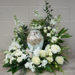 Elegant Urn Tribute