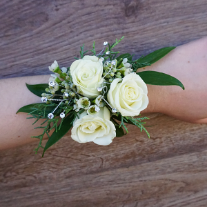 Upgraded Youth Petite Rose Corsage